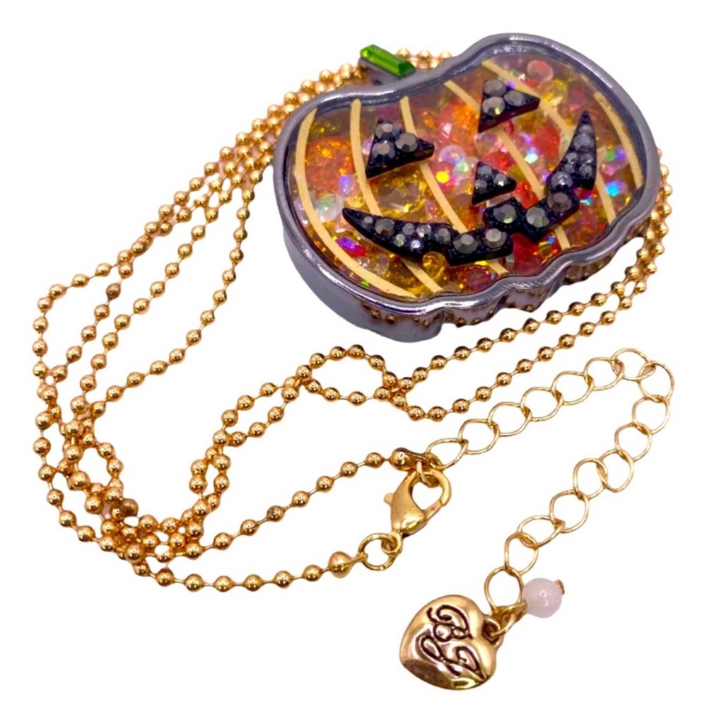 Betsey Johnson Pumpkin Fall Halloween Pendant Necklace 32” Gold Chain NW🎃 - Picture 2 of 6